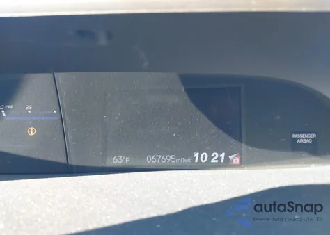 2015 Honda Civic Lx z USA, uszkodzony, nr VIN 2HGFB2F56FH517649